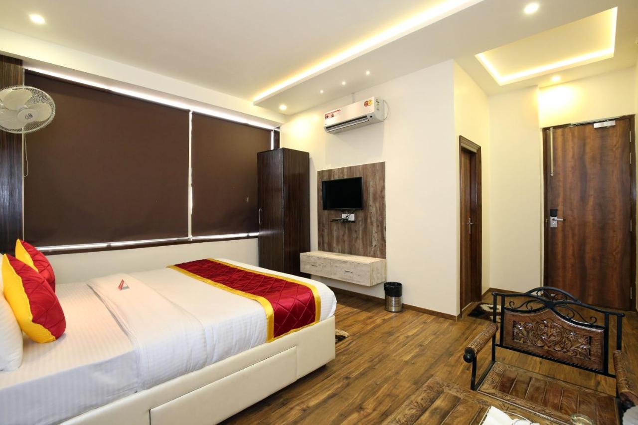 Oyo 9159 Hotel Royal Woodslark Zirakpur Ngoại thất bức ảnh